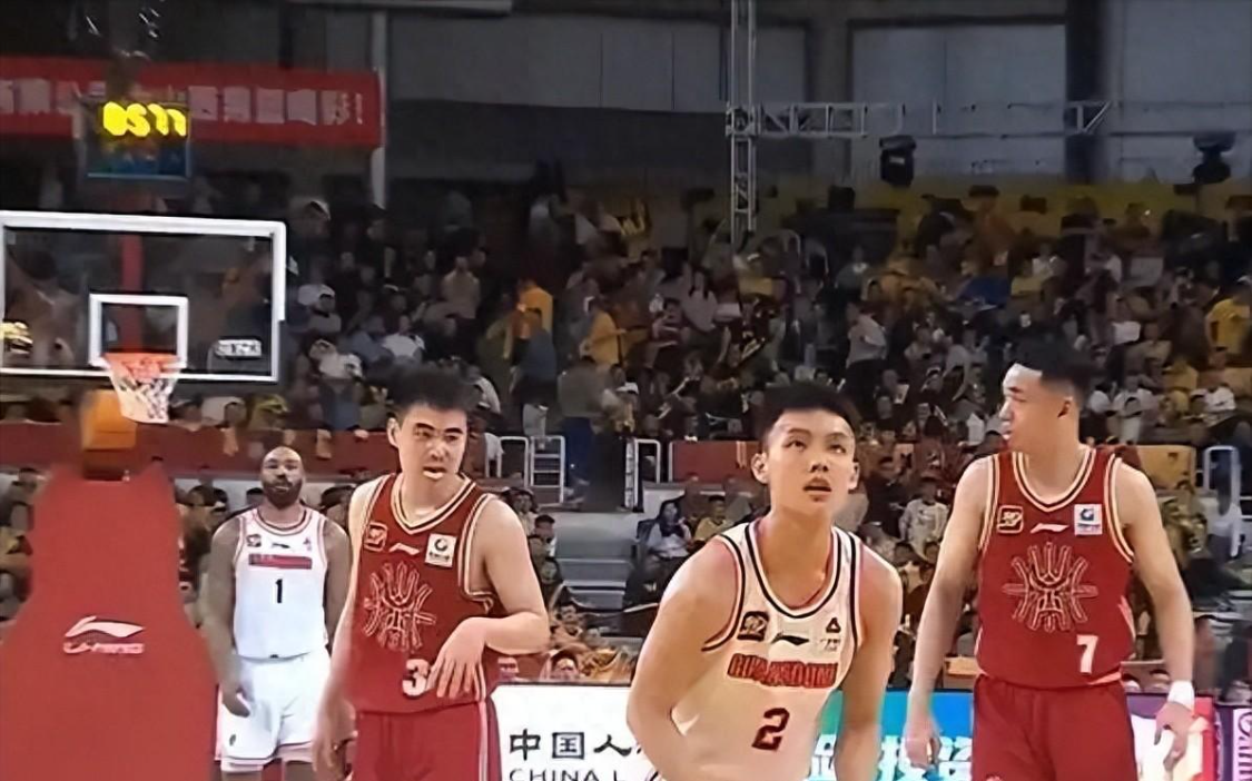 开云体育-CBA生死战爆冷！广东73-88负北京，杜锋6大昏招止步八强